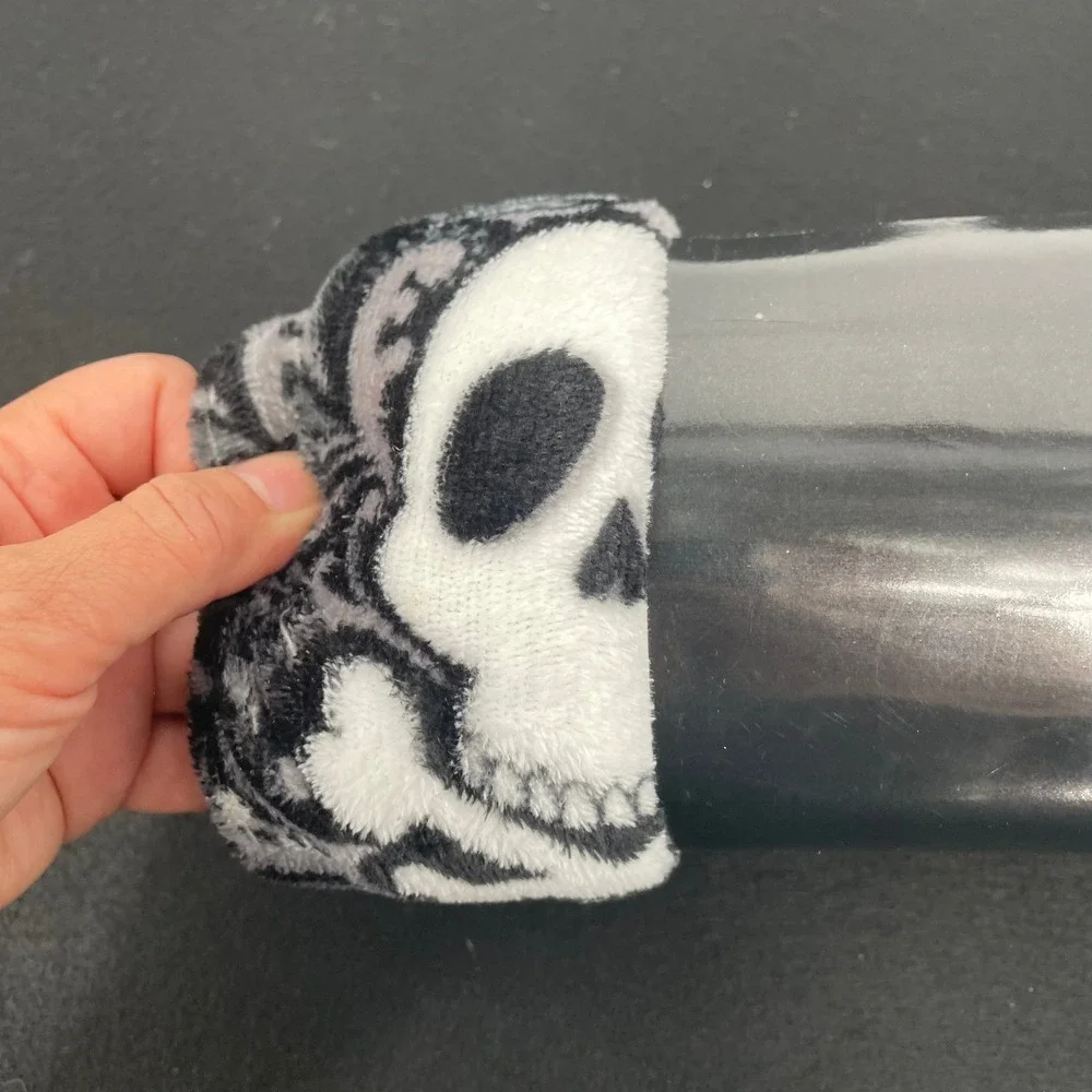 Jennifer Ashley Skull Damask Throw Blanket Black White Grey 50x60 Plush Fleece